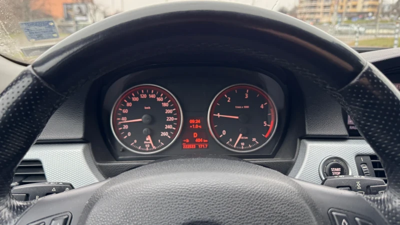 BMW 330 E91/ 3.0/ xDrive, снимка 13 - Автомобили и джипове - 53466289