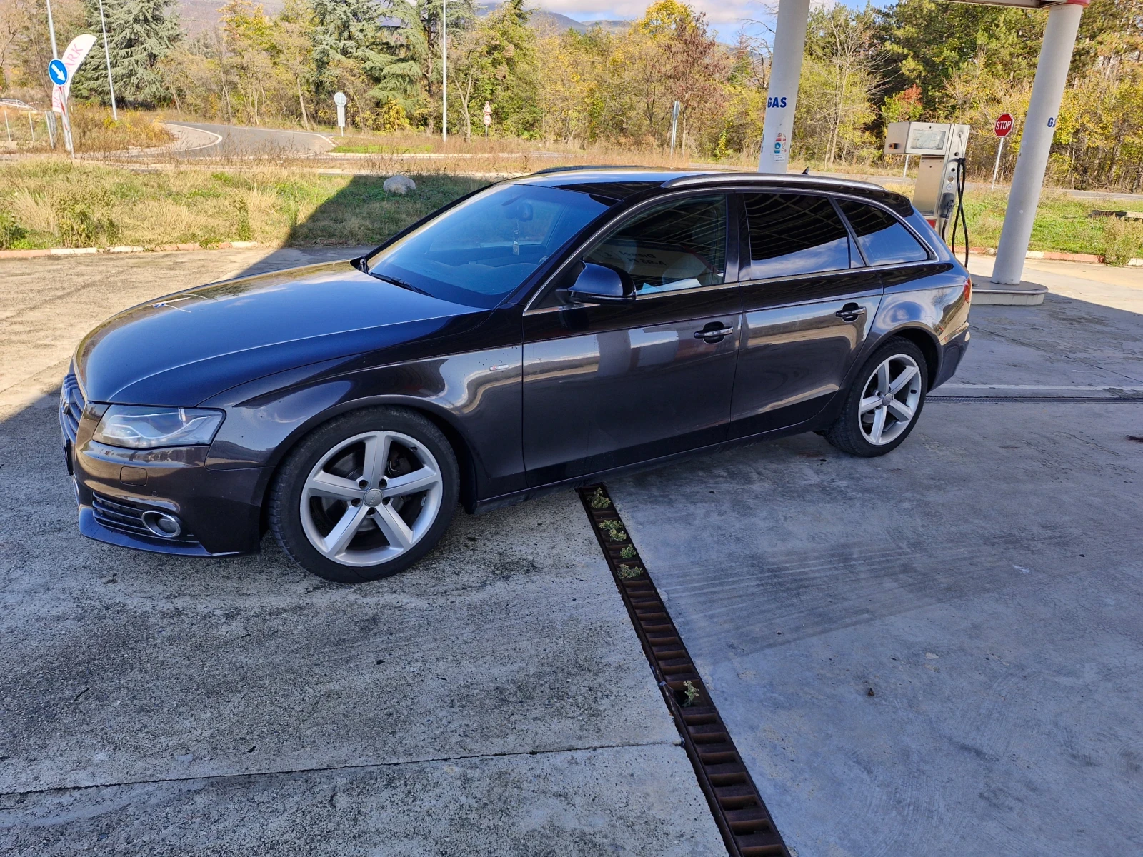 Audi A4 S-line 8скорости 140кс , снимка 1