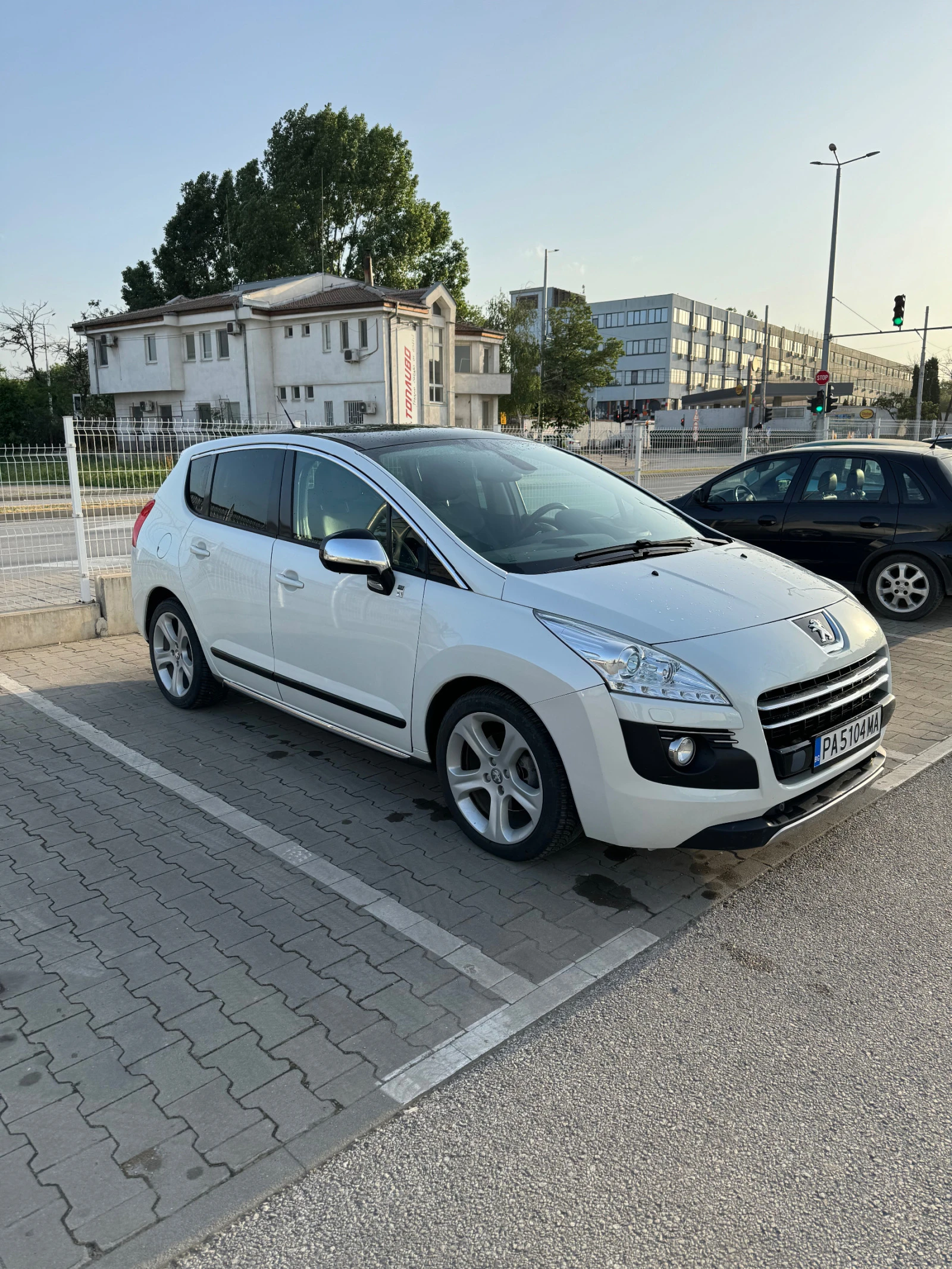 Peugeot 3008 2.0 HDI Дизел/Хибрид 4Х4 - изображение 6