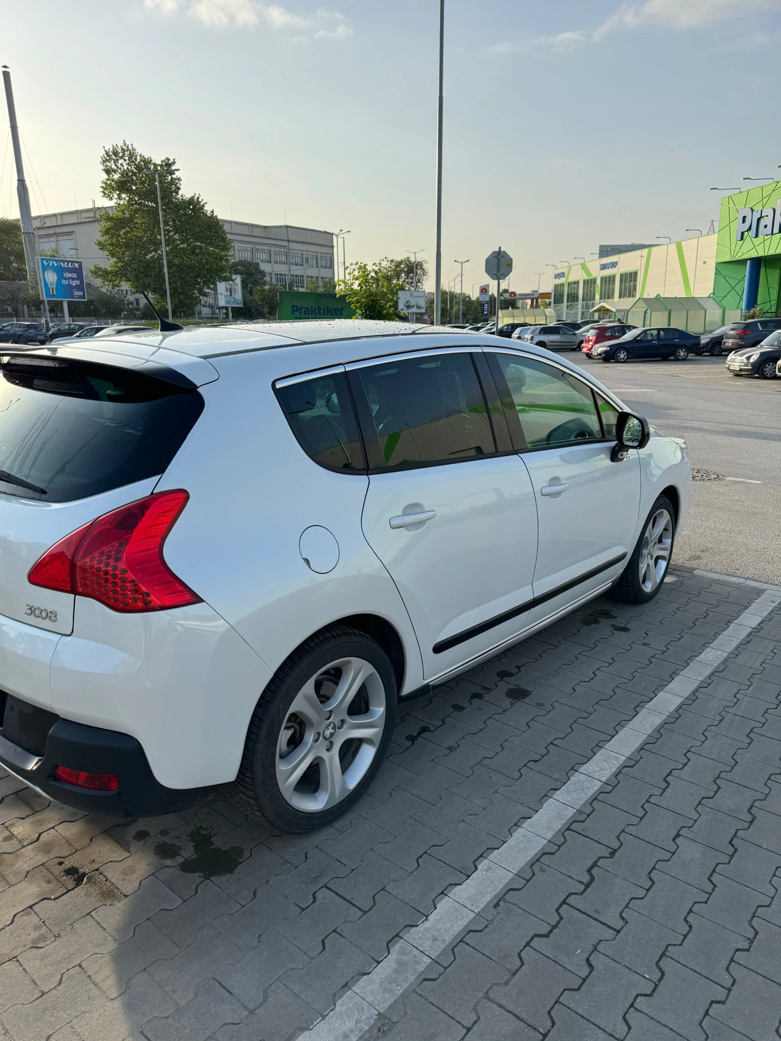 Peugeot 3008 2.0 HDI Дизел/Хибрид 4Х4 - изображение 4