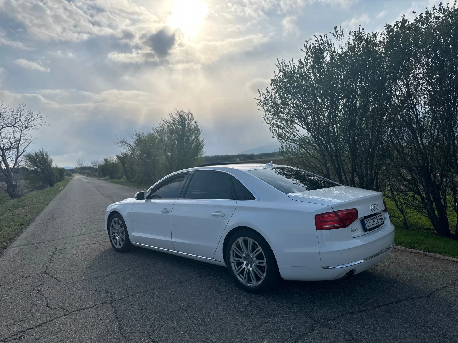 Audi A8 A8 long - изображение 8