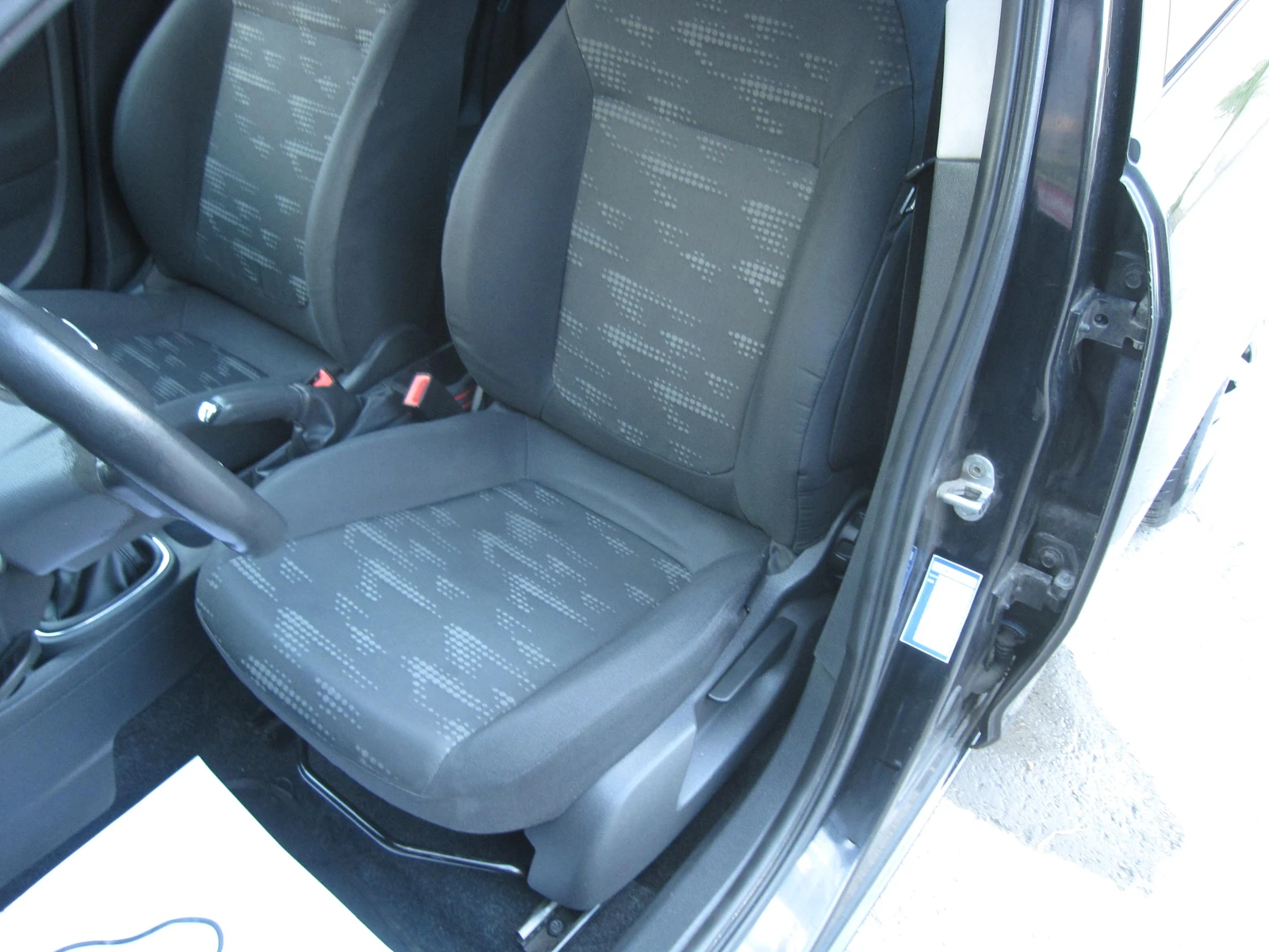 Opel Corsa 1, 2 - изображение 9