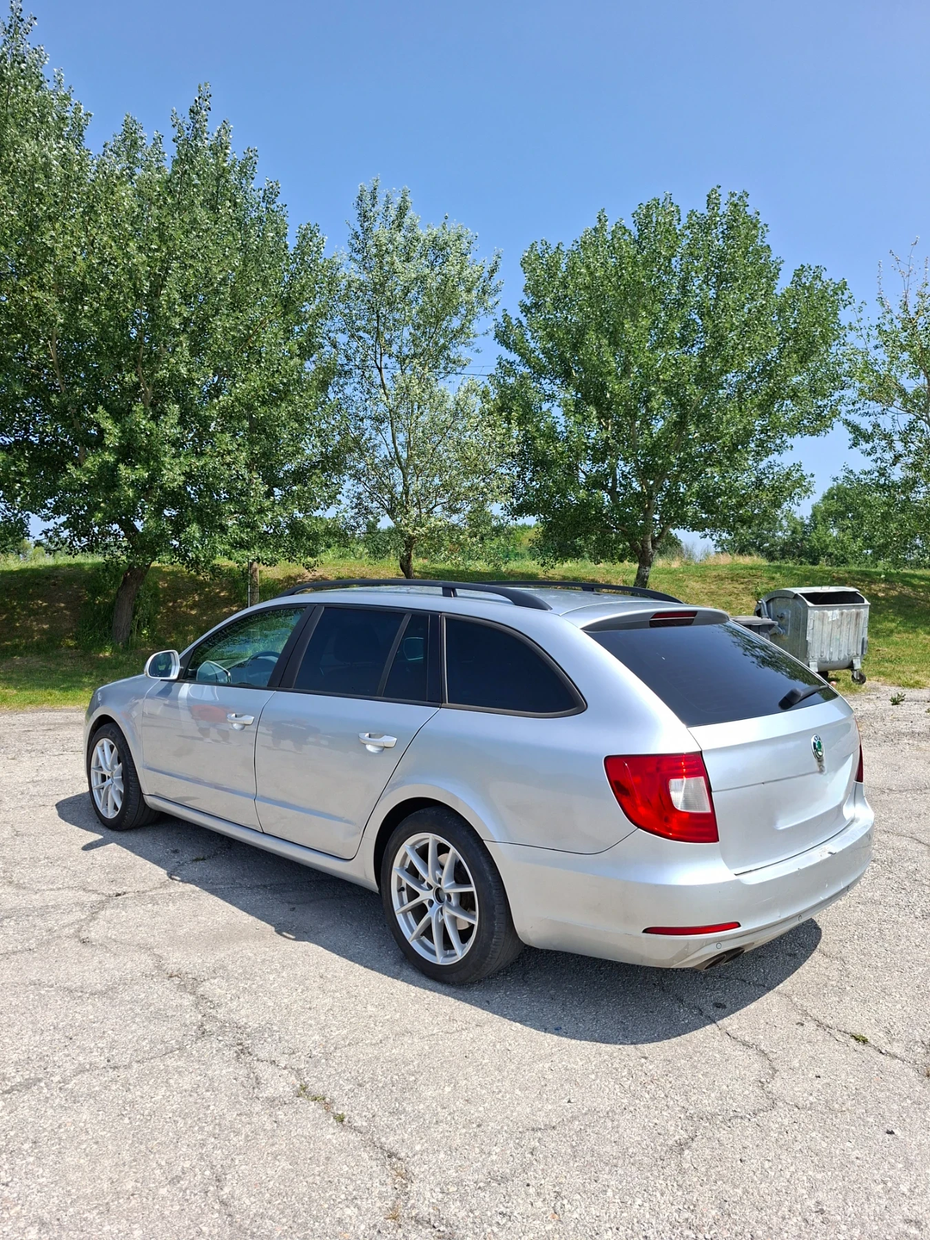 Skoda Superb 2.0 TDI - изображение 3