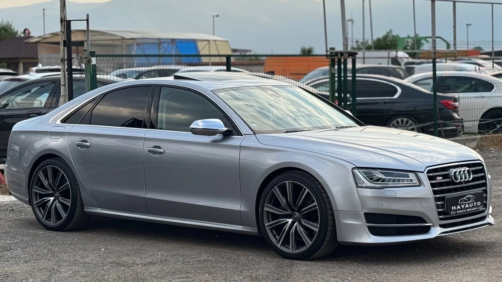 Audi S8 4.0= V8T= QUATTRO= CARBON PACK= NIGHT VIEW= 360* К - изображение 3