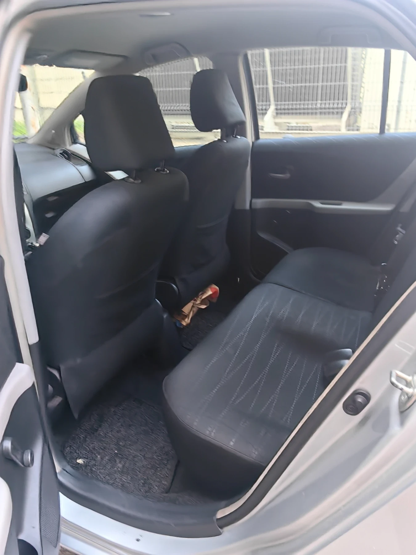 Toyota Yaris 1.3  | Mobile.bg � ����������� 12
