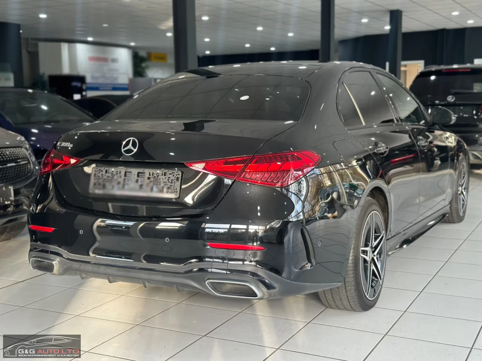 Mercedes-Benz C 300 AMG-LINE/309HP/NIGHT/CAM/NAVI/LED/CPLAY/AMBI/258g - изображение 6
