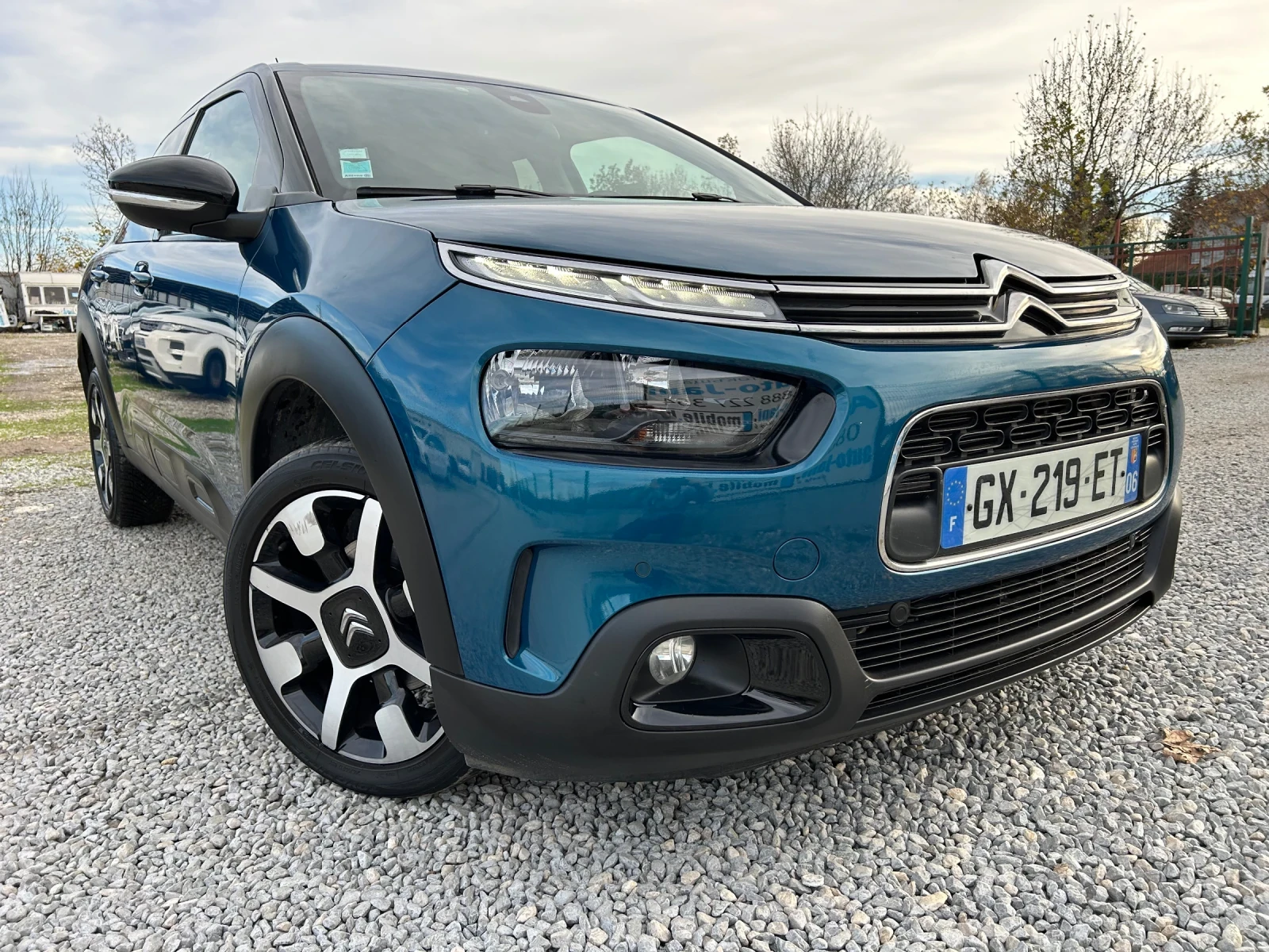 Citroen C4 Cactus 1.2T/AUTOMATIC/131K.C./NAVi/FACELIFT/EURO 6 - изображение 2