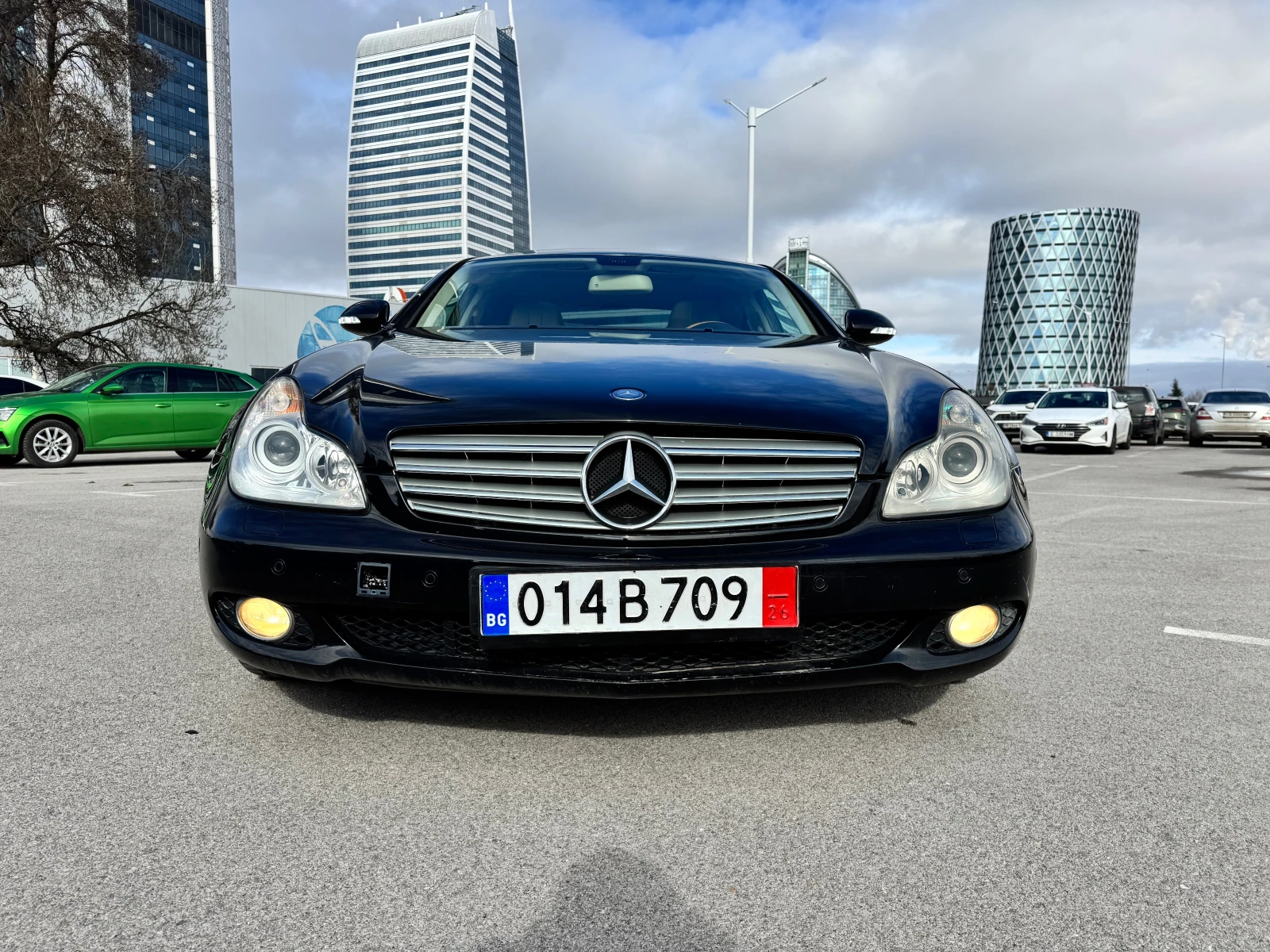 Mercedes-Benz CLS 350 3.5i-292-FULL - изображение 8