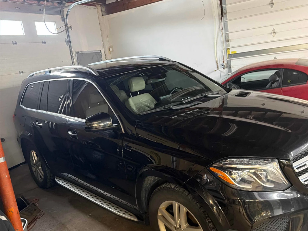 Mercedes-Benz GLS 450 * DESIGNO* МАСАЖИ* ДИСТОРНИК* ОБДУХВАНЕ* 360* ПАНО - изображение 3