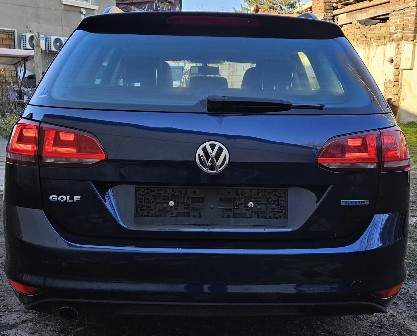 VW Golf BUSINESS* 1.6* TDI* Italy* ТОП ОФЕРТА , снимка 4 - Автомобили и джипове - 53803642