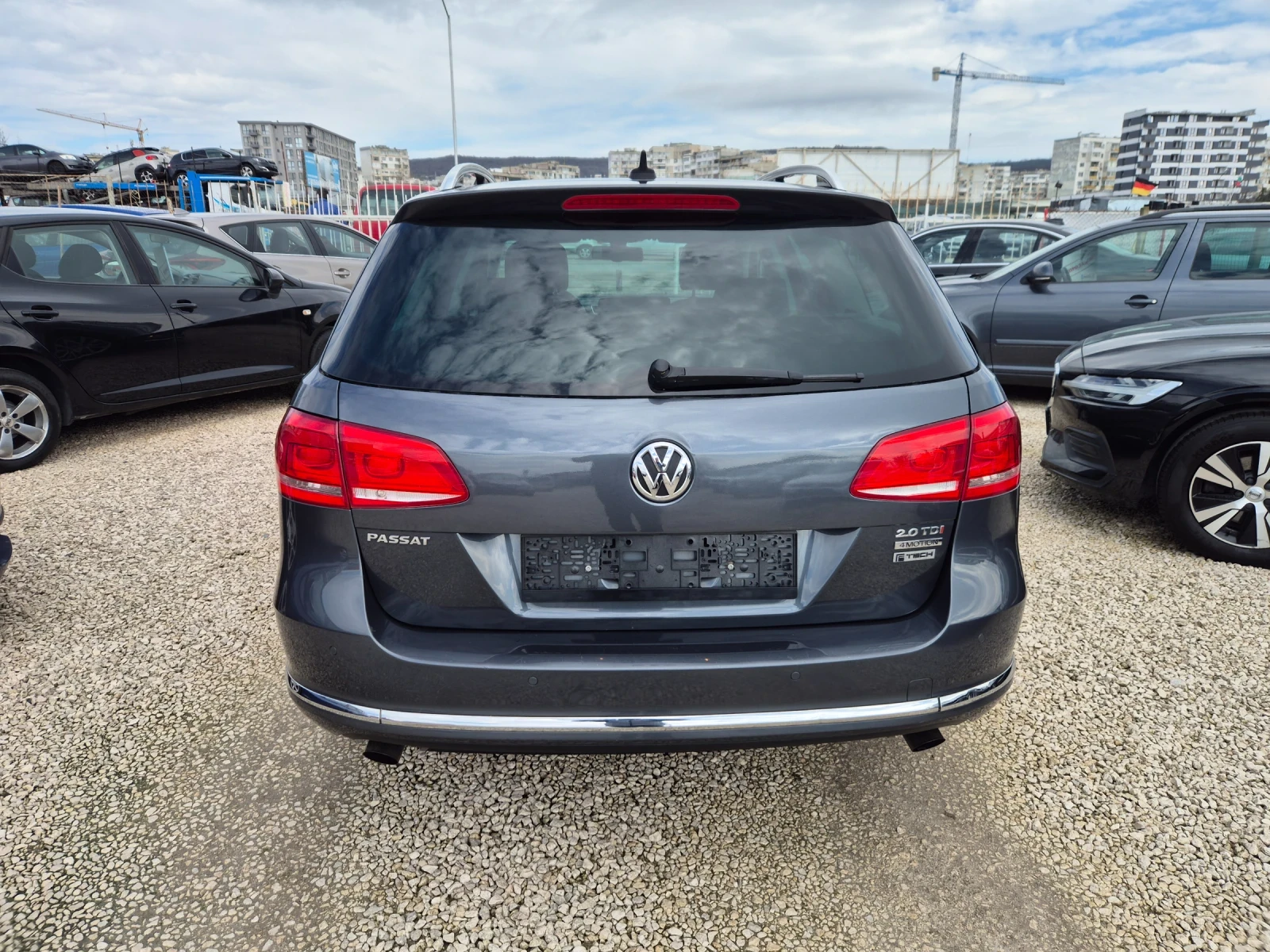 VW Passat 2.0TDI 4X4 DsG, снимка 5 - Автомобили и джипове - 54047872