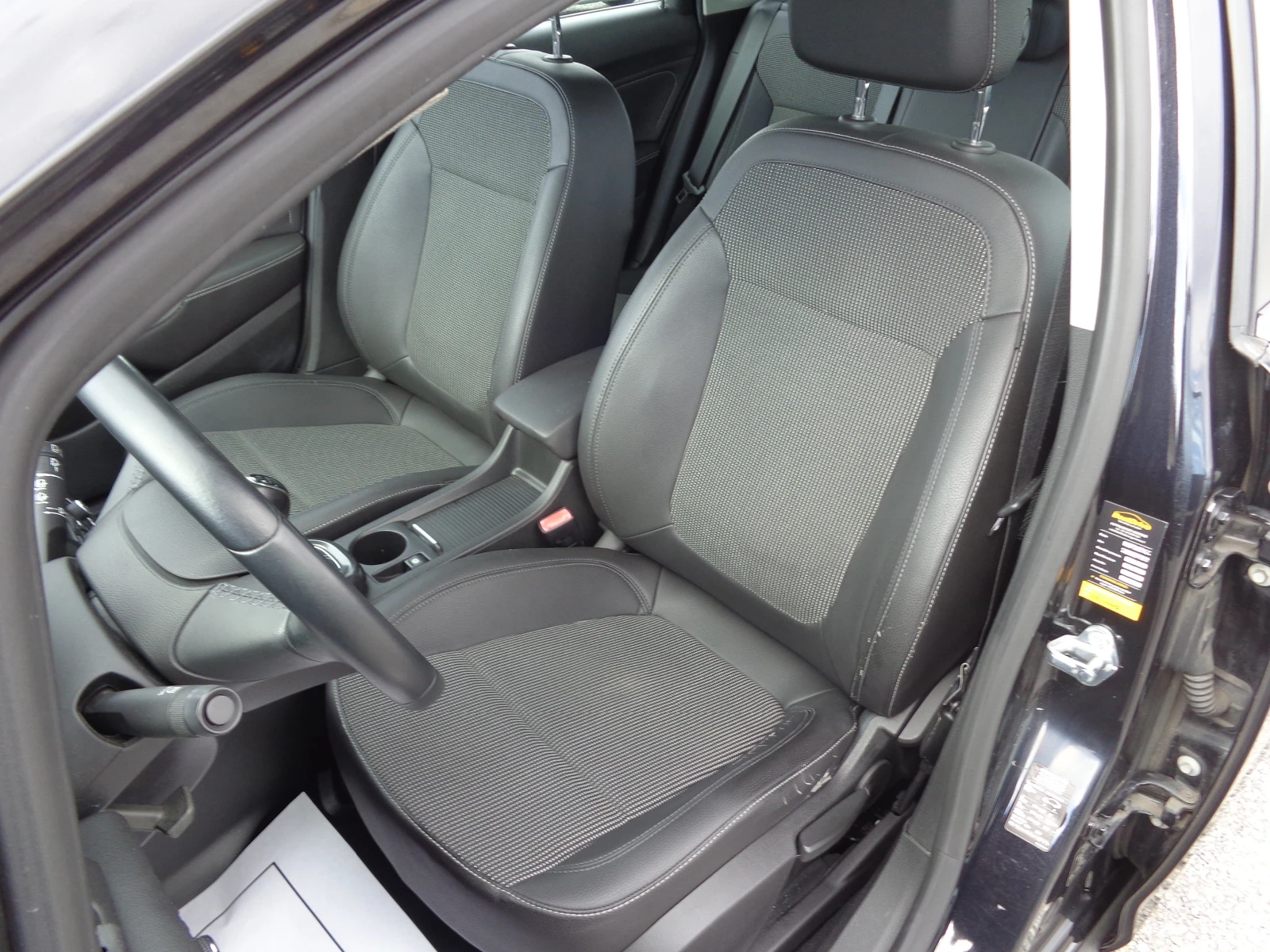 Opel Astra 1.7 CDTI COSMO, снимка 10 - Автомобили и джипове - 54126217