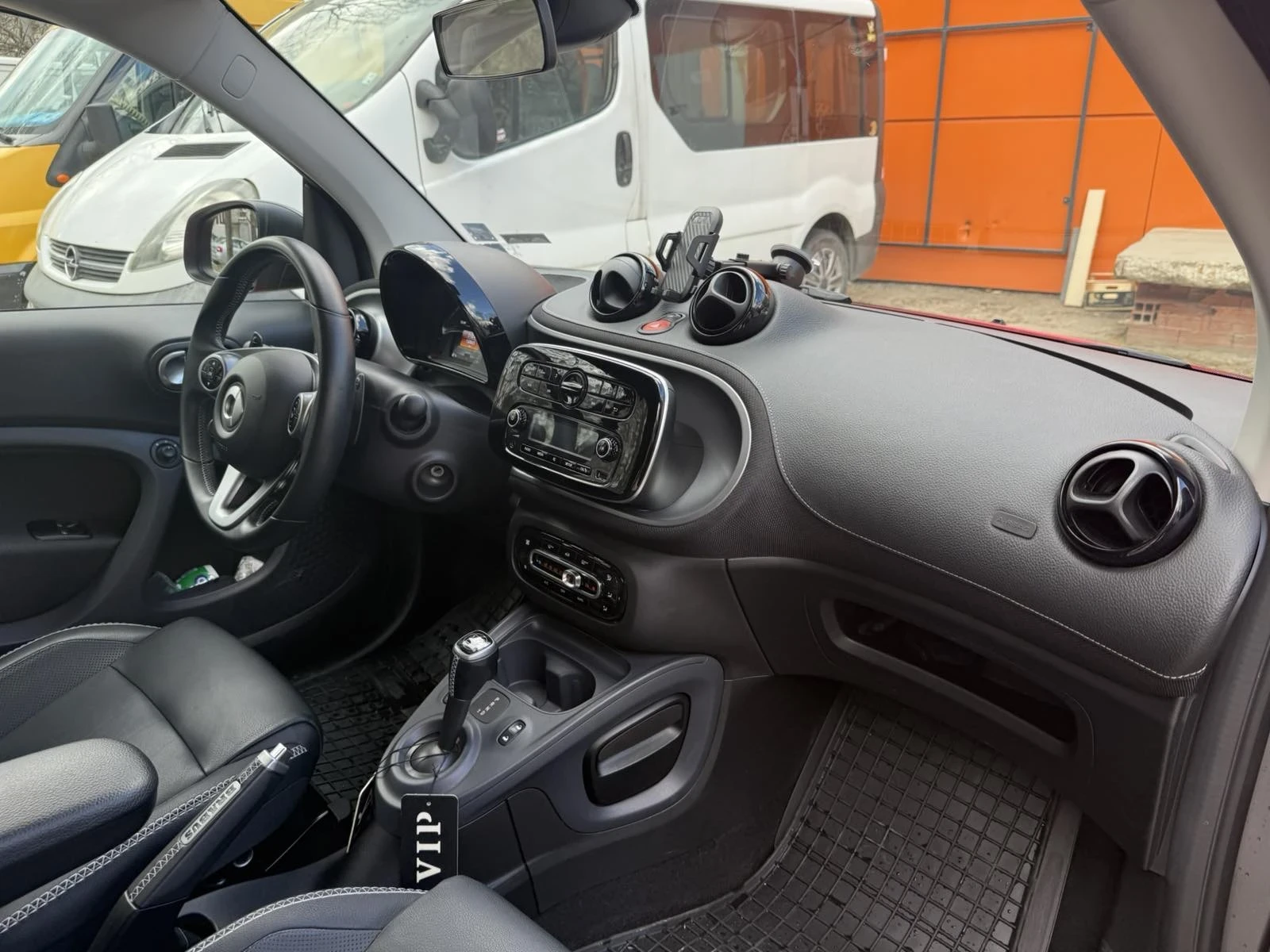 Smart Fortwo, снимка 8 - Автомобили и джипове - 54148997