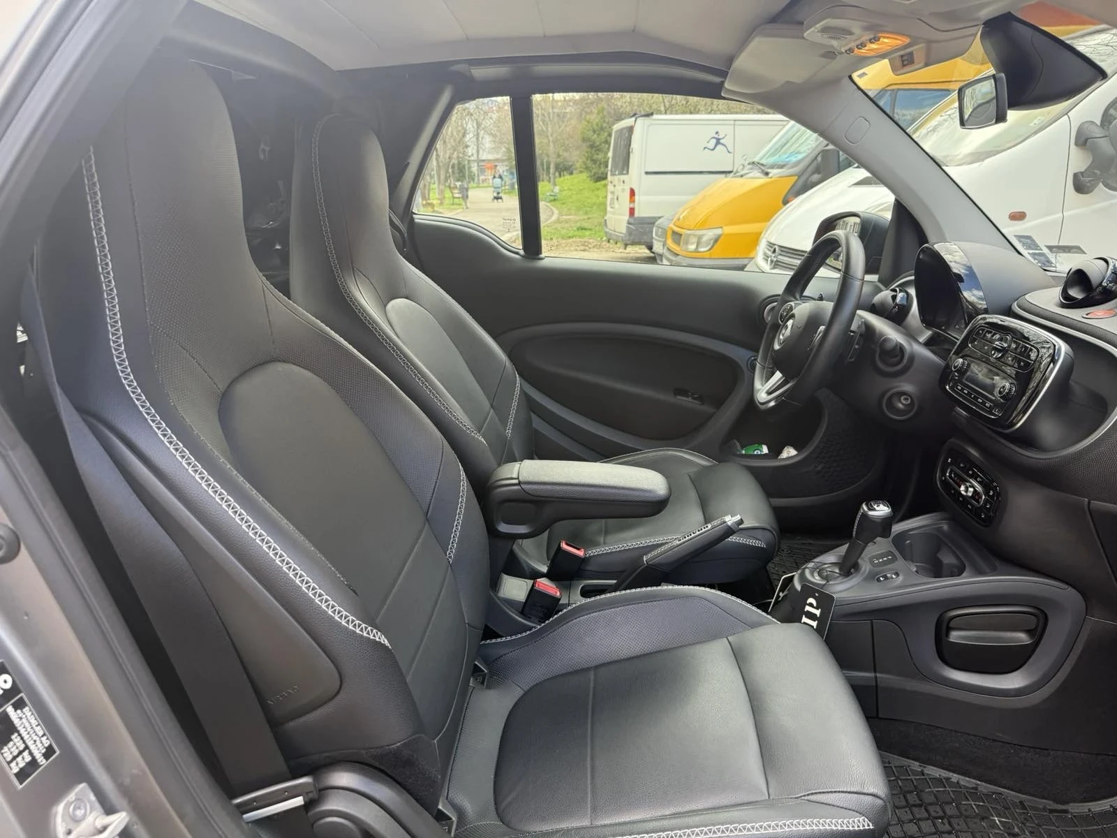 Smart Fortwo, снимка 6 - Автомобили и джипове - 54148997