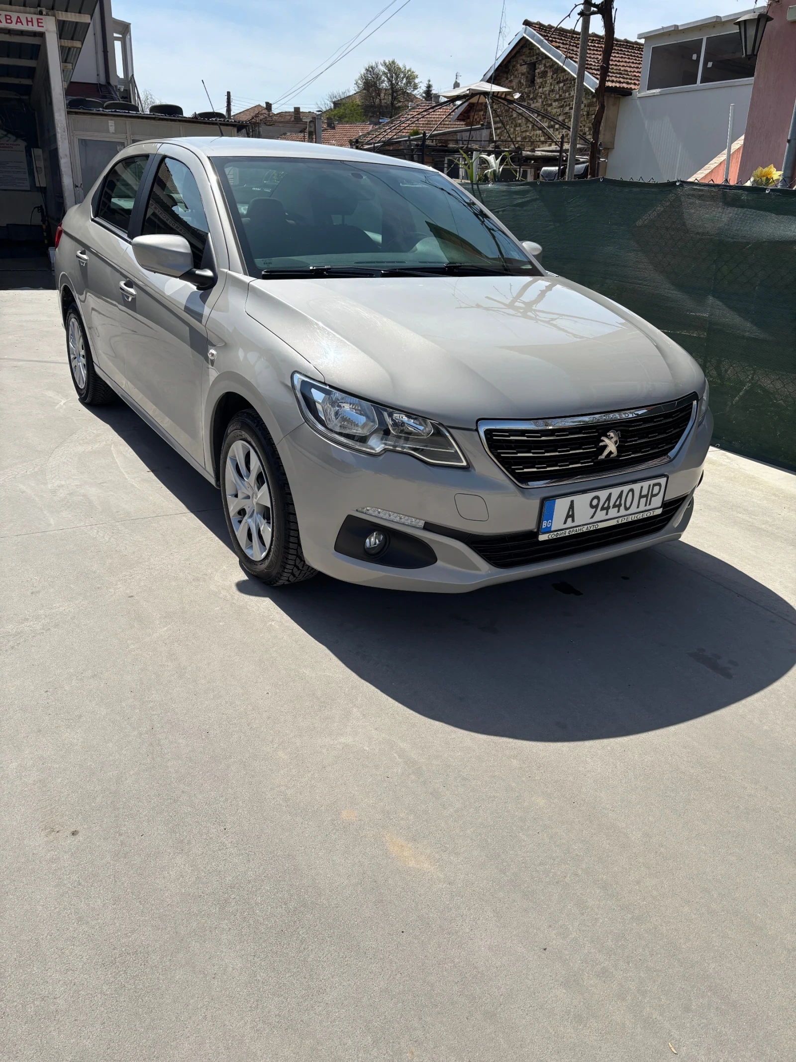 Peugeot 301 80000 км 1.5 hdi