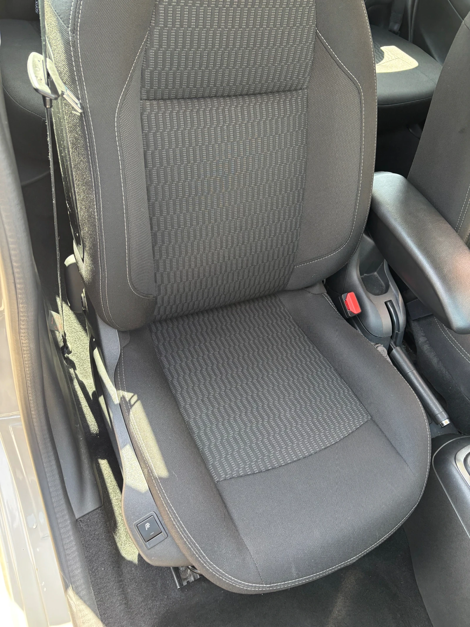 Peugeot 301 80000 км 1.5 hdi, снимка 11 - Автомобили и джипове - 54179246