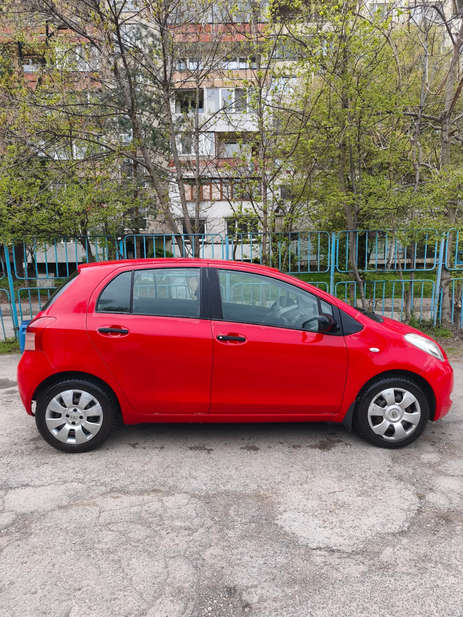 Toyota Yaris, снимка 5 - Автомобили и джипове - 54315076