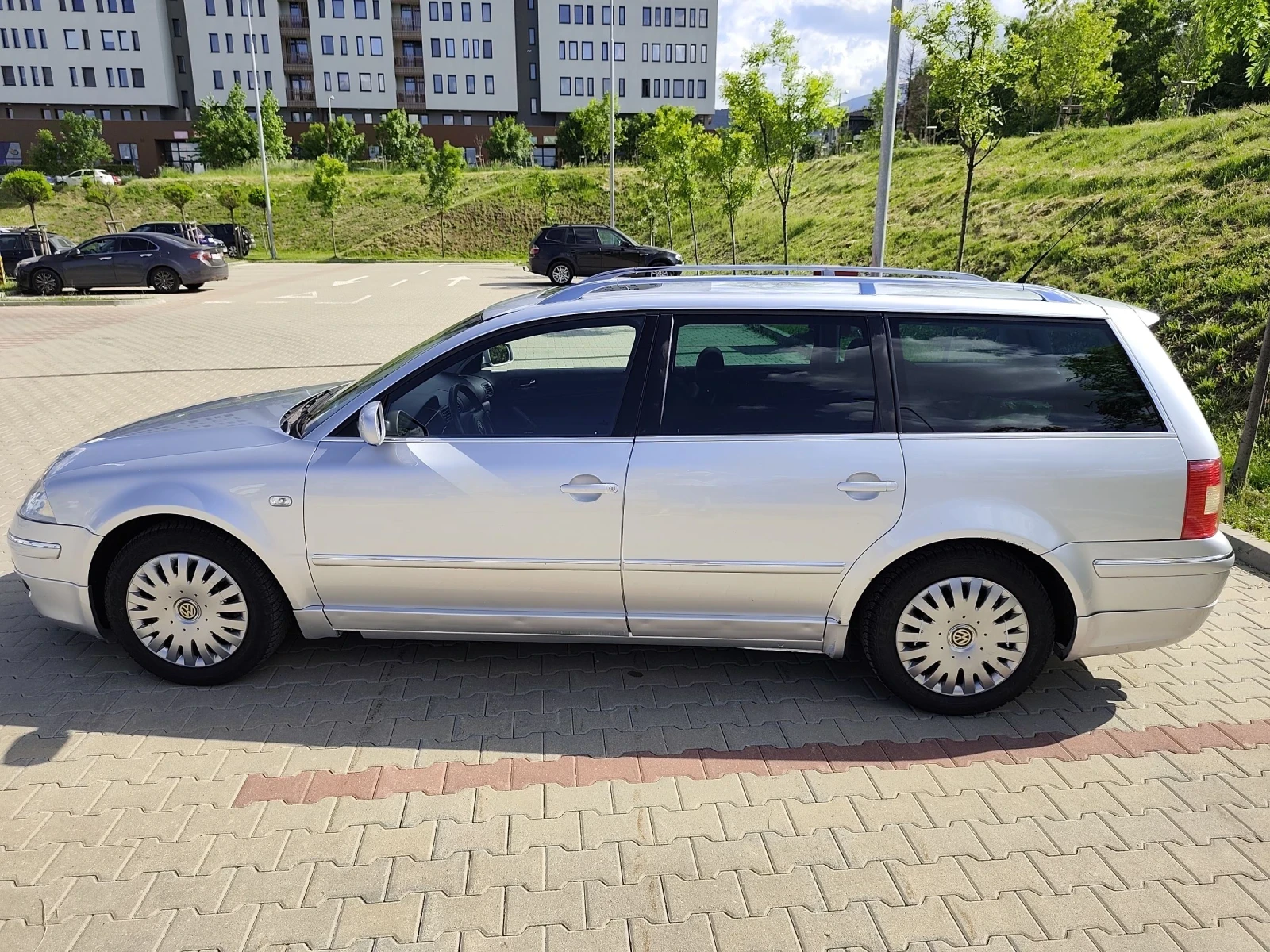 VW Passat 1.8T Highline , снимка 2 - Автомобили и джипове - 54693166