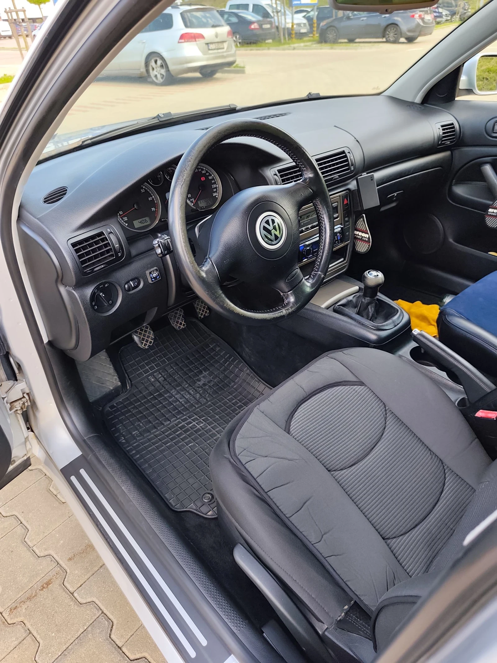VW Passat 1.8T Highline , снимка 9 - Автомобили и джипове - 54693166