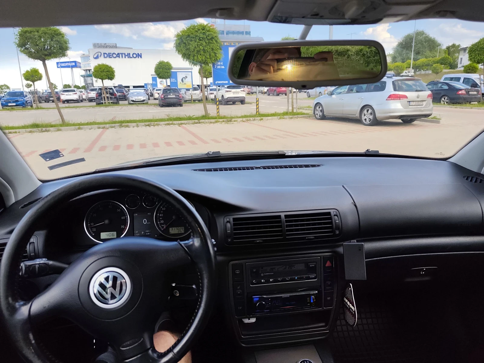 VW Passat 1.8T Highline , снимка 8 - Автомобили и джипове - 54693166