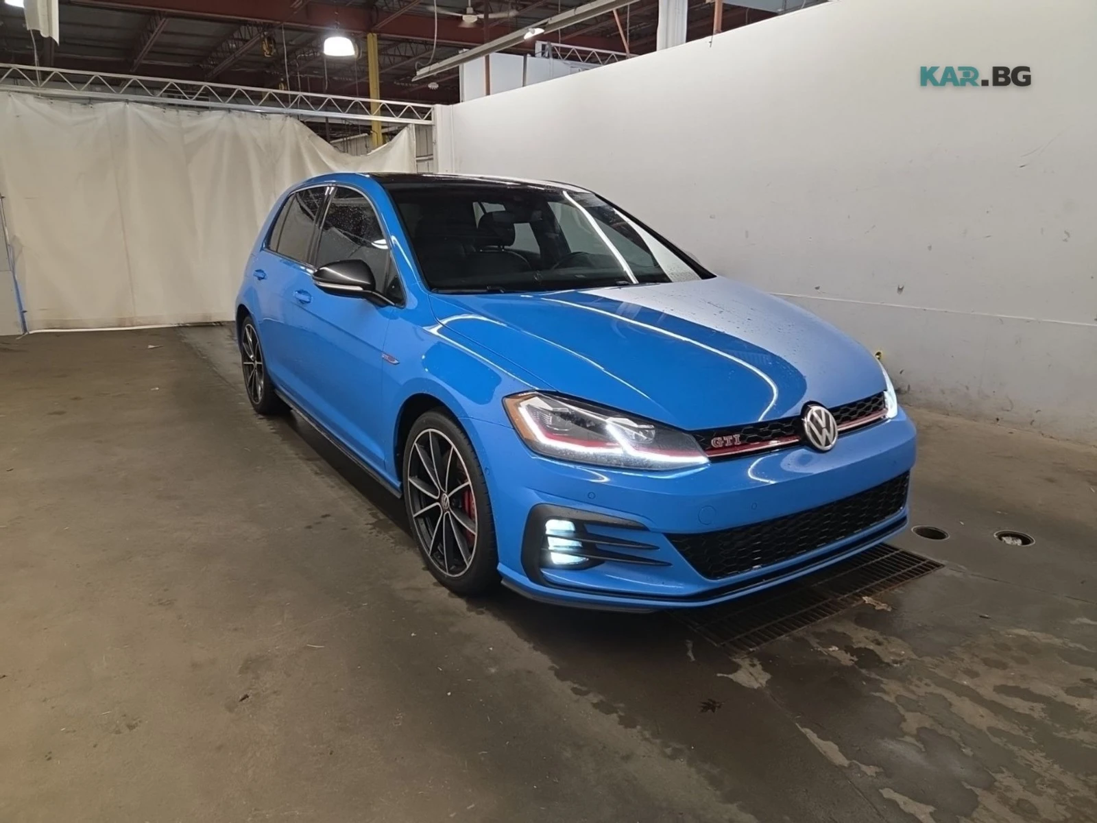 VW Golf GTI * AвтоКредит * (ЦЕНА ДО БГ), снимка 2 - Автомобили и джипове - 54825674