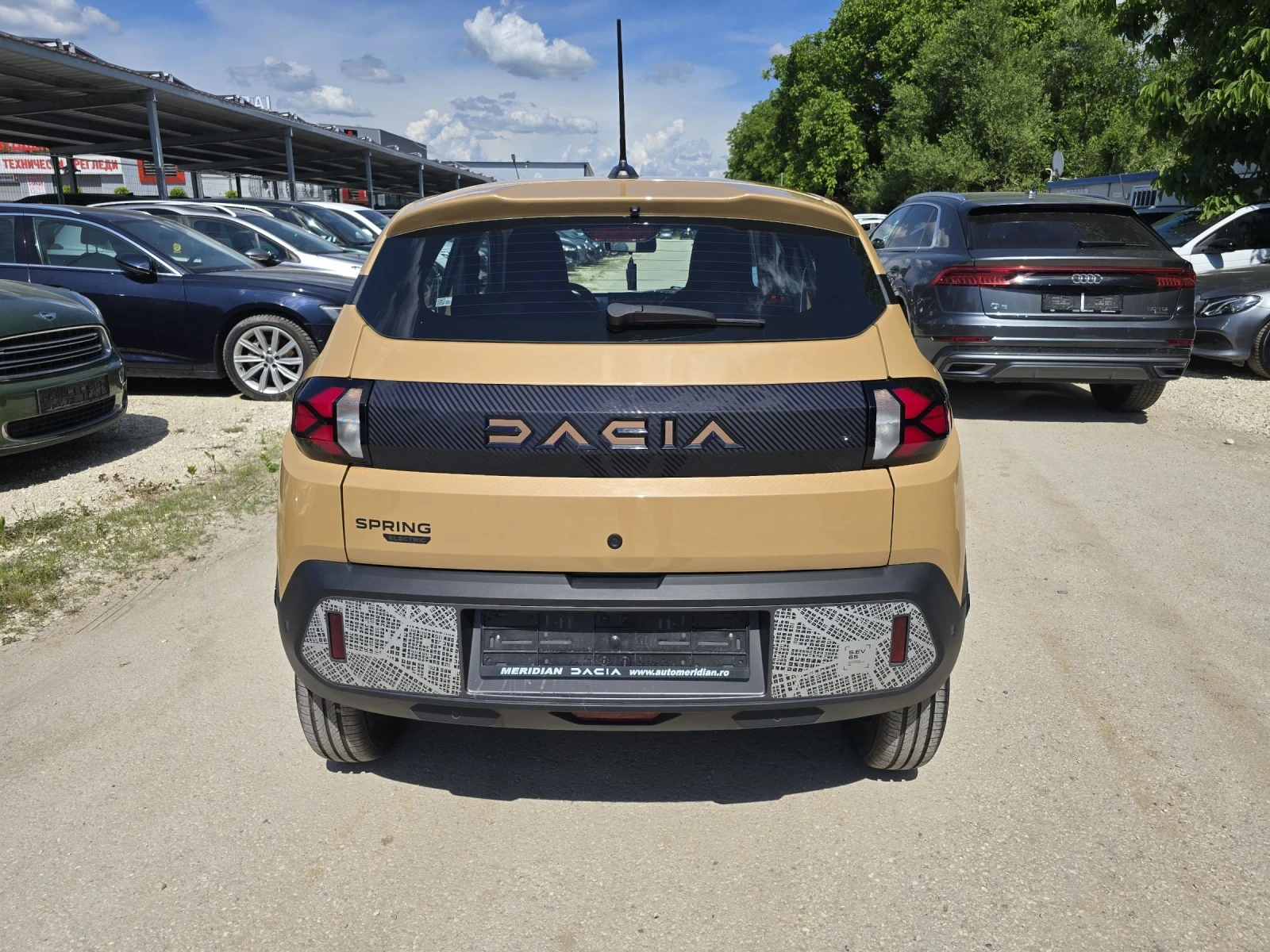 Dacia Spring Extreme 65 CCS Гаранция Лизинг Нова 3000км, снимка 4 - Автомобили и джипове - 54836228