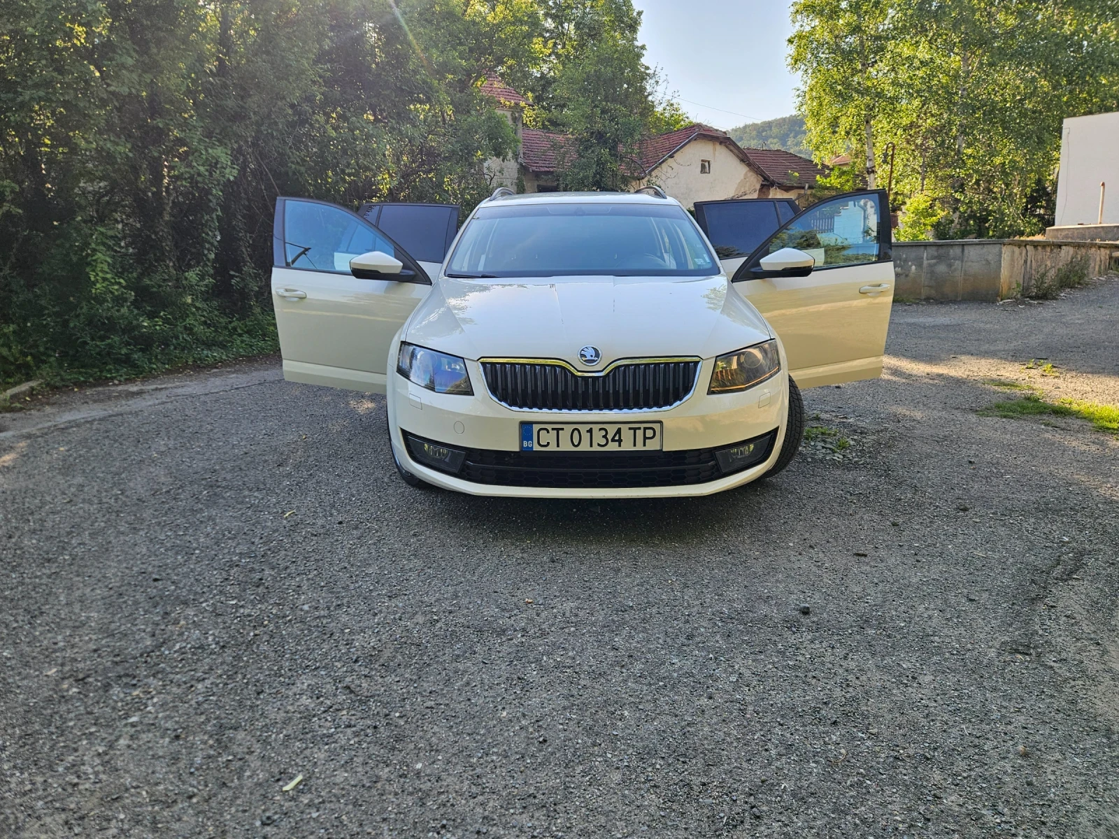 Skoda Octavia 2.0d 150кс, снимка 5 - Автомобили и джипове - 54862032
