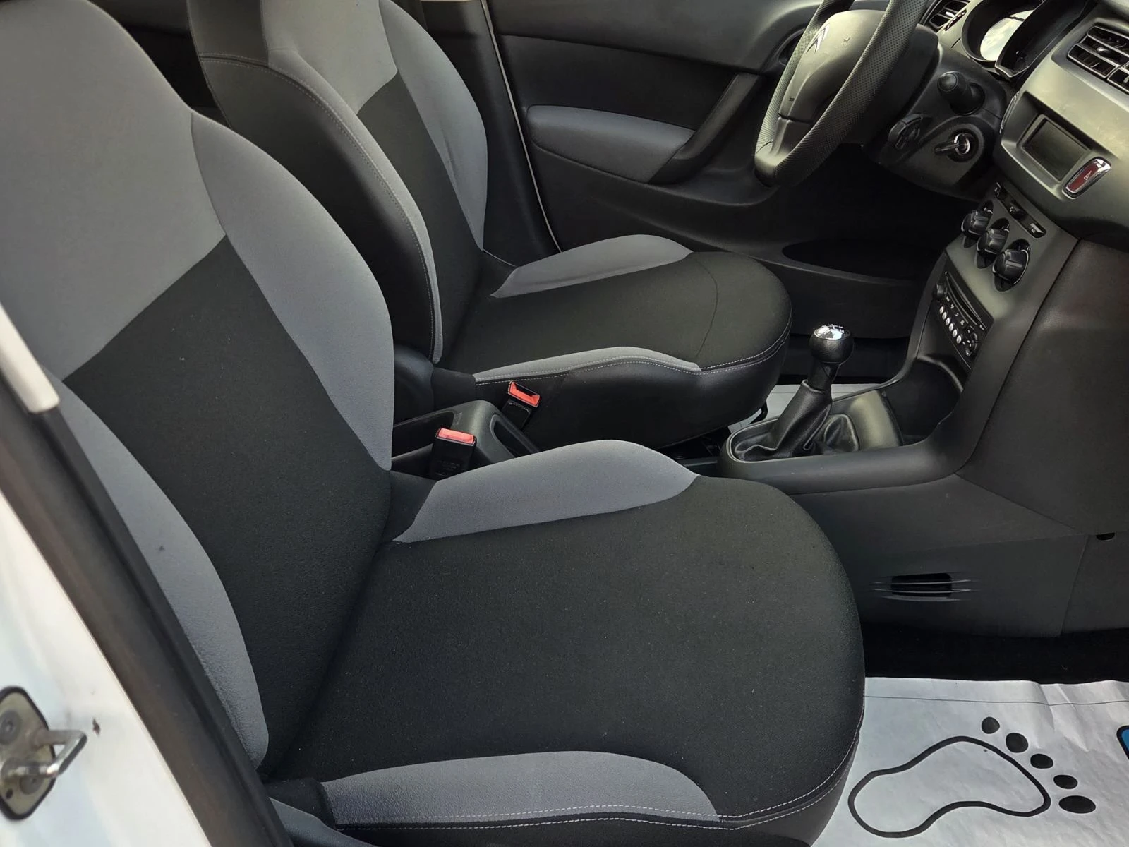 Citroen C3 БЕНЗИН/ЕВРО6, снимка 7 - Автомобили и джипове - 55144900