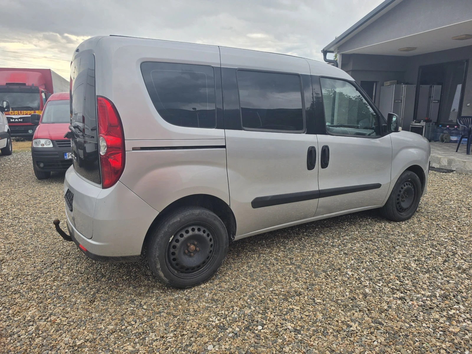 Fiat Doblo 1.6 multijet, снимка 5 - Автомобили и джипове - 55246943