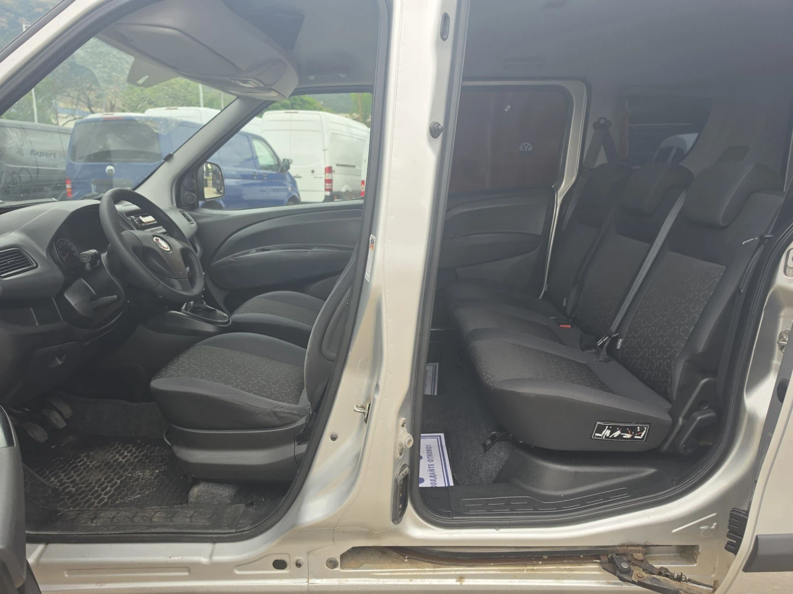 Fiat Doblo 1.6 multijet, снимка 7 - Автомобили и джипове - 55246943