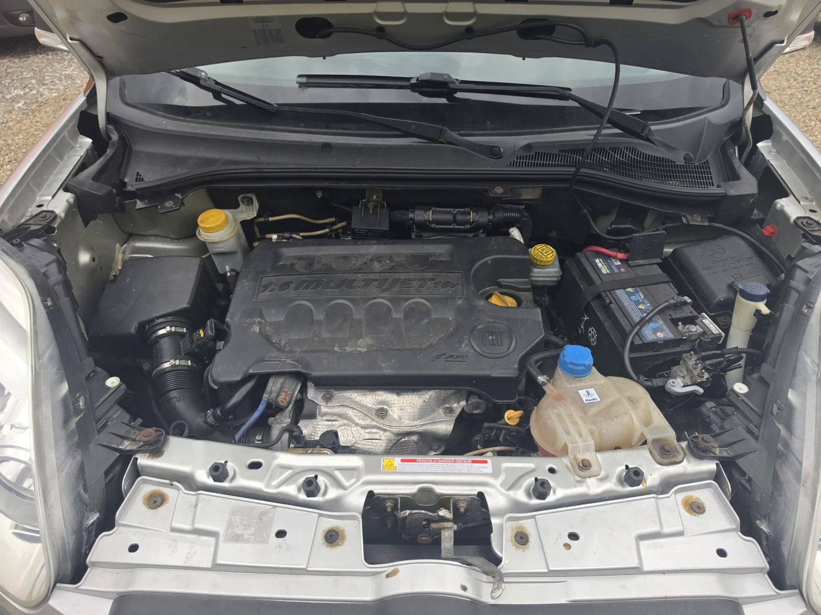 Fiat Doblo 1.6 multijet, снимка 10 - Автомобили и джипове - 55246943