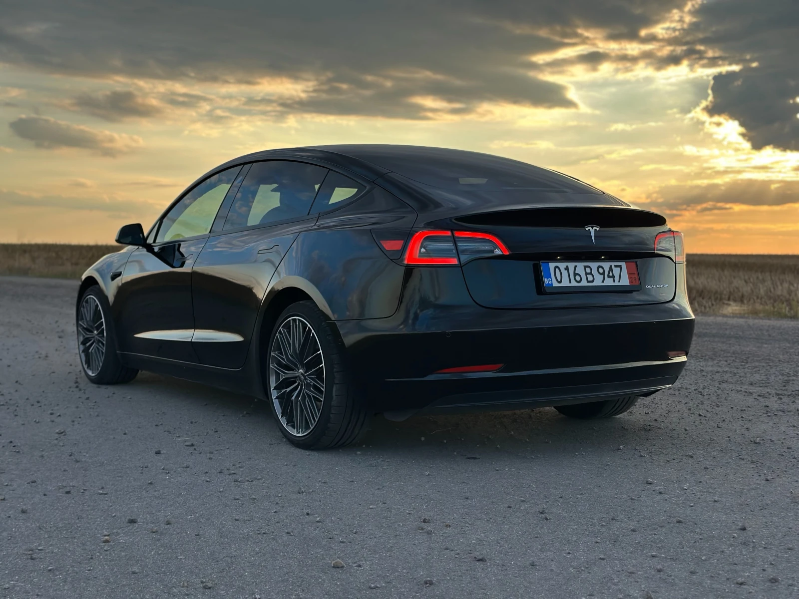 Tesla Model 3 Long Range Европейска Face Платено FSD термопомпа, снимка 5 - Автомобили и джипове - 56107626