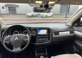 Mitsubishi Outlander Plug-in Hybrid  - 11950 € / 23372.17 лв. - 47000457 14