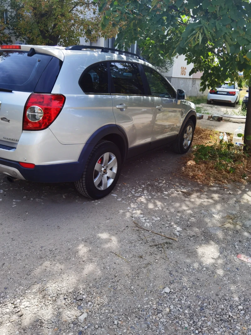 Chevrolet Captiva 2.0D, снимка 5 - Автомобили и джипове - 49005731