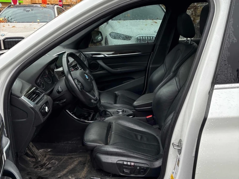 BMW X1 * xDrive28i * CARFAX * БЕЗ ПЪРВОНАЧАЛНА ВНОСКА, снимка 12 - Автомобили и джипове - 52835247