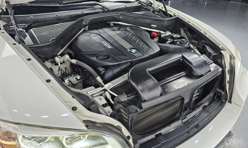 BMW X6, снимка 6 - Автомобили и джипове - 53126973