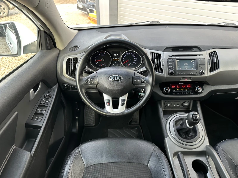 Kia Sportage 1.7CRDI ФЕЙСЛИФТ КАМЕРА КЛИМАТРОНИК КОЖА, снимка 11 - Автомобили и джипове - 53276808