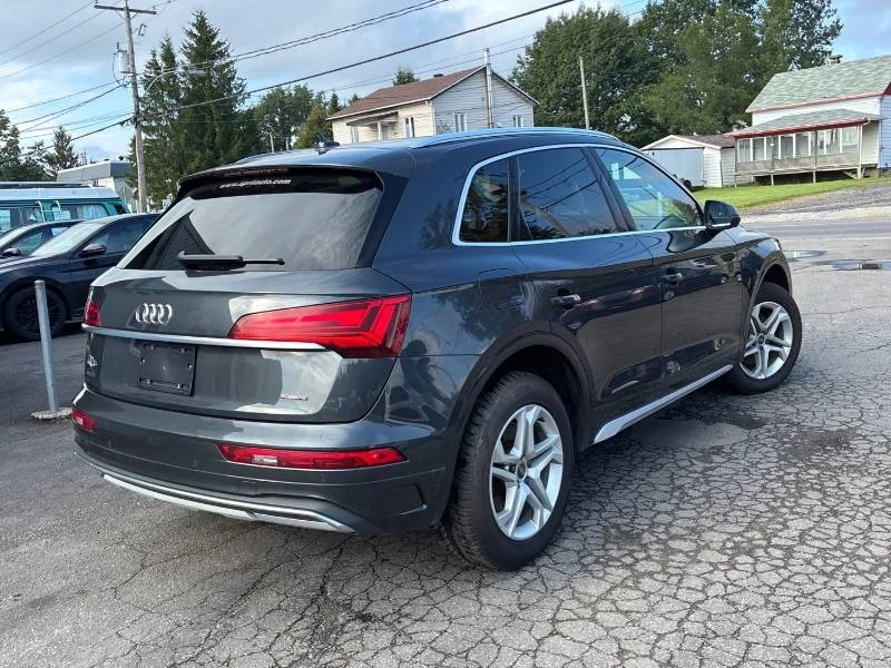 Audi Q5 * Komfort * ДИСТРОНИК * CARFAX * АВТОКРЕДИТ, снимка 4 - Автомобили и джипове - 55950026