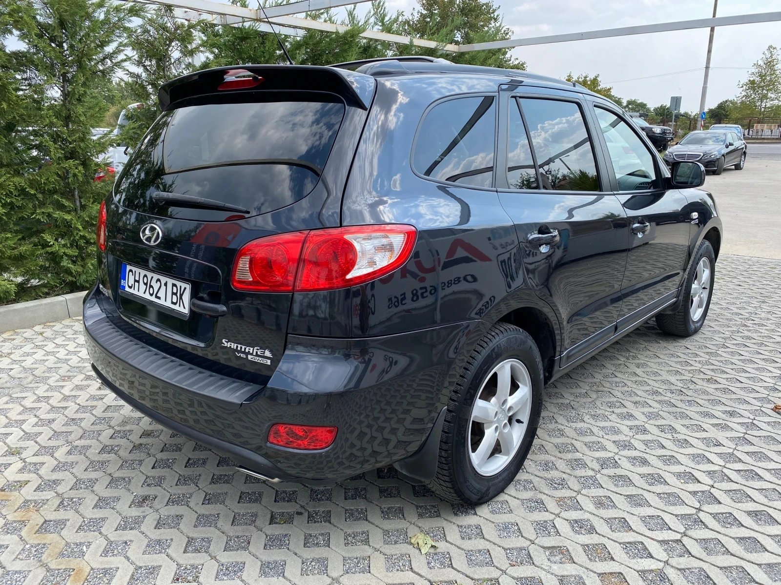 Hyundai Santa fe 2.7i-190кс= 4х4= АВТОМАТ= ГАЗ* LANDI RENZO* = ПОДГ - изображение 3