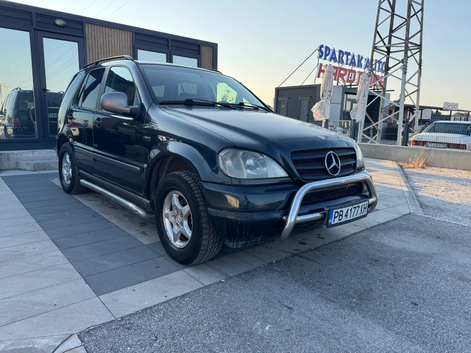 Mercedes-Benz ML 230  - изображение 3