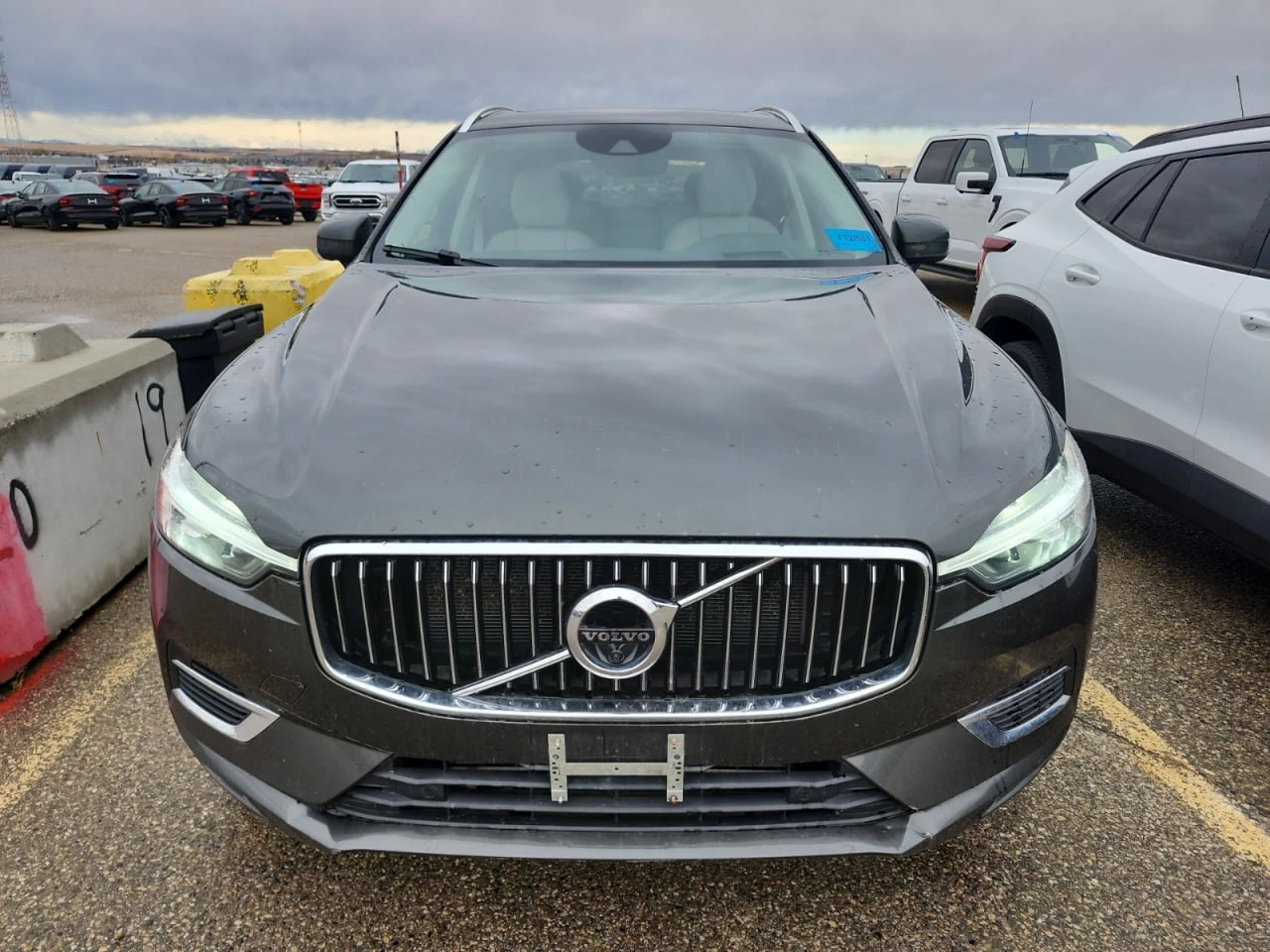 Volvo XC60 * АВТО КРЕДИТ* ЦЕНА ДО БГ * СЕРВИЗНА ИСТОРИЯ *  - изображение 2