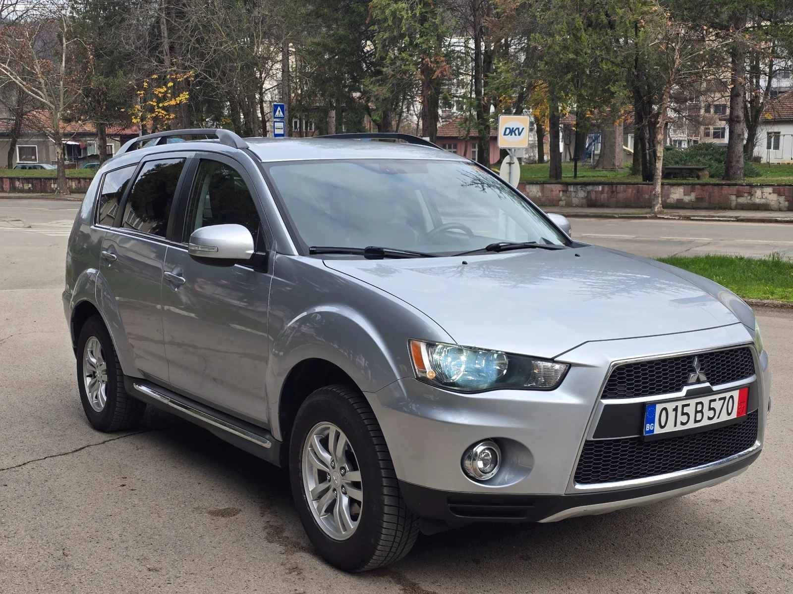 Mitsubishi Outlander 2.4i 4X4 ШВЕЙЦАРИЯ  - изображение 3