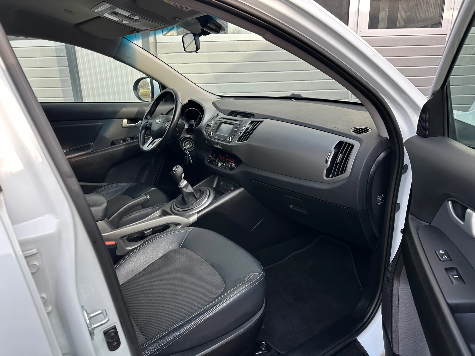 Kia Sportage 1.7CRDI �������� ������ ����������� ���� | Mobile.bg � ����������� 13