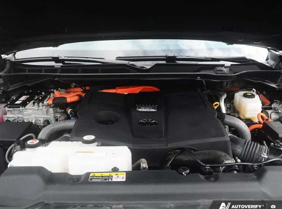 Toyota Tundra Limited | Running Boards  | Adaptive Cruise Contro - изображение 7