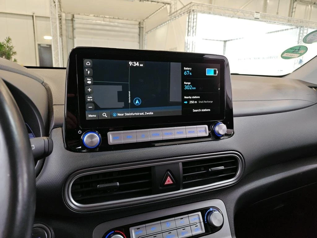 Hyundai Kona 64kWh, снимка 10 - Автомобили и джипове - 54214164