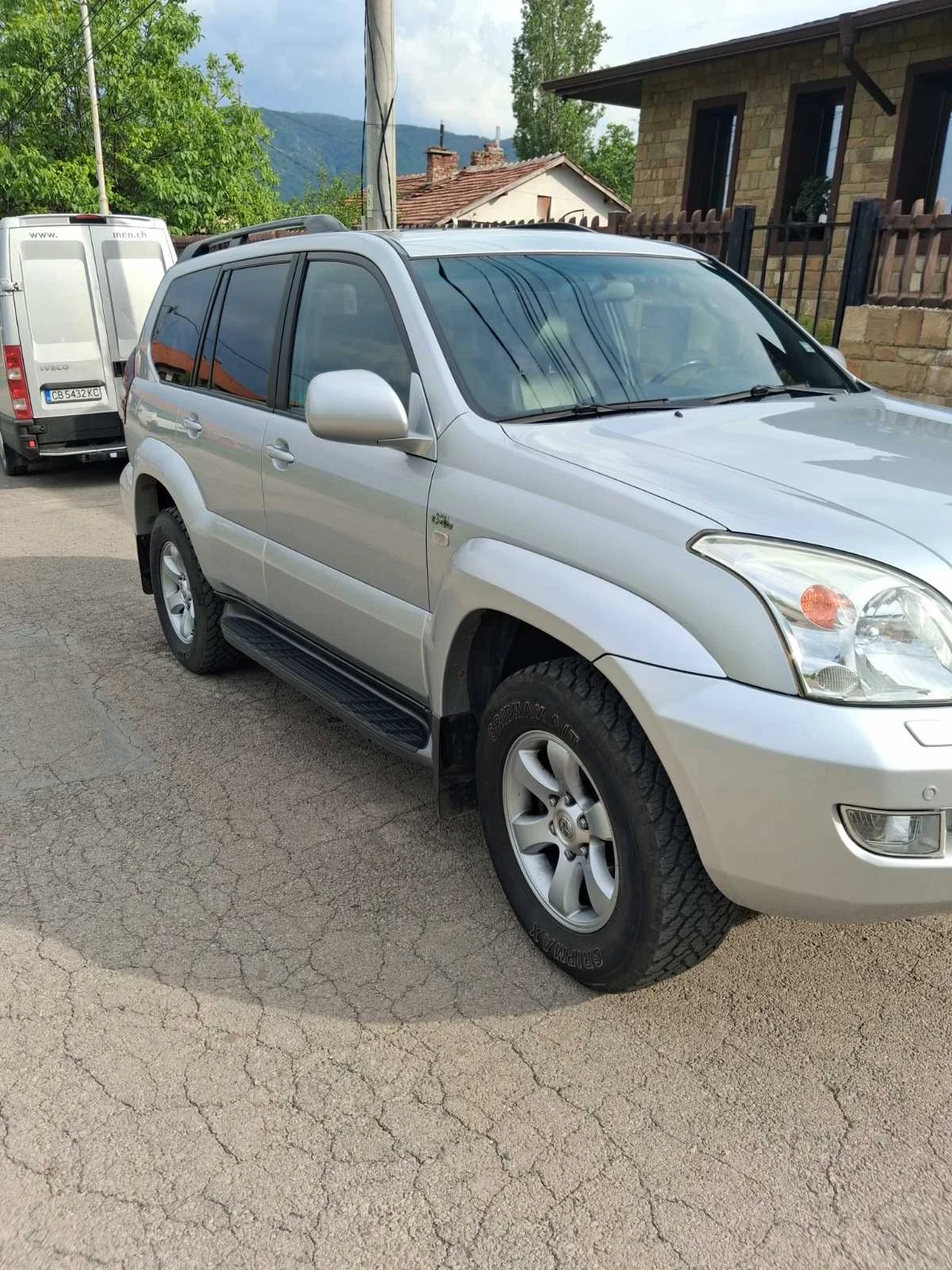 Toyota Land cruiser 120, снимка 3 - Автомобили и джипове - 54869273