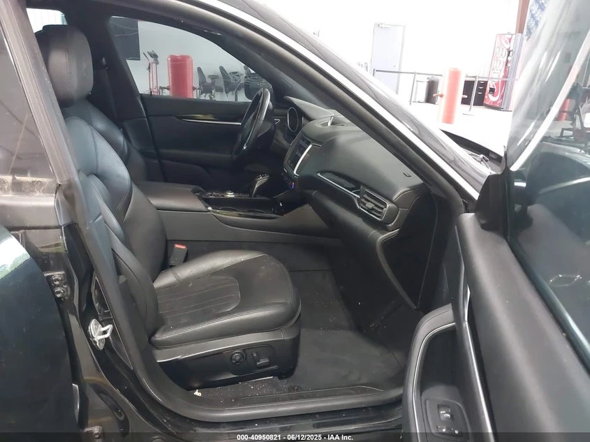 Maserati Levante 3l, снимка 5 - Автомобили и джипове - 54960191