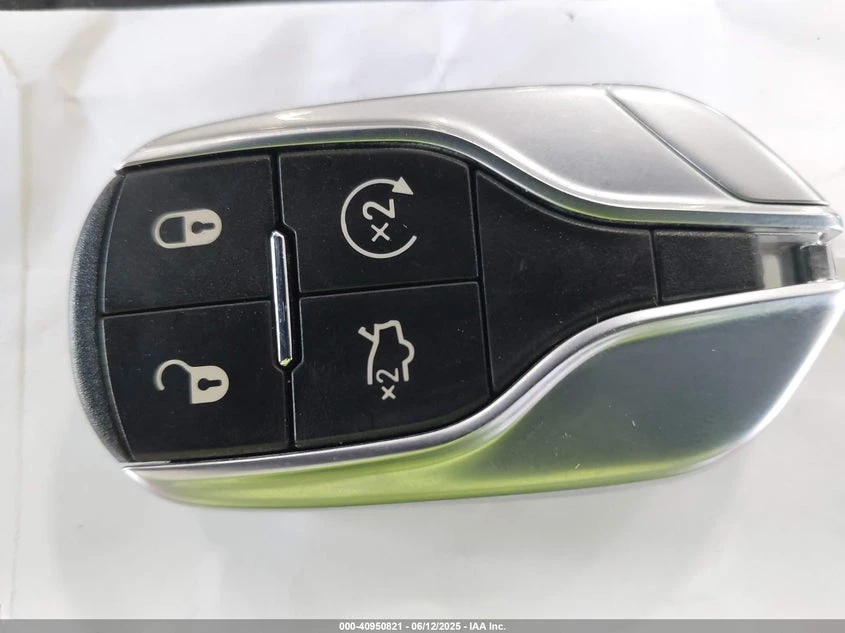 Maserati Levante 3l, снимка 11 - Автомобили и джипове - 54960191