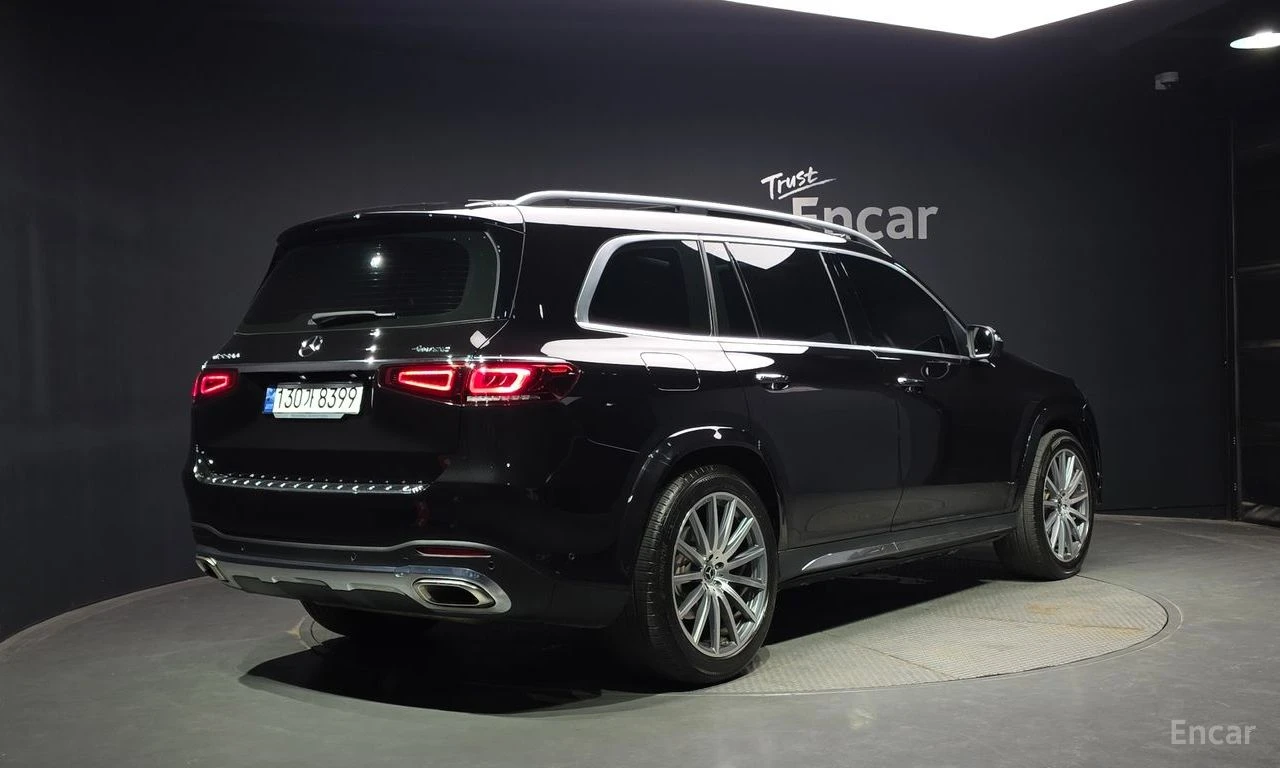 Mercedes-Benz GLS580 AMG* LINE* BURMESTER* ОБДУХВАНЕ* ДИСТРОНИК* МАСАЖ*, снимка 2 - Автомобили и джипове - 55004250