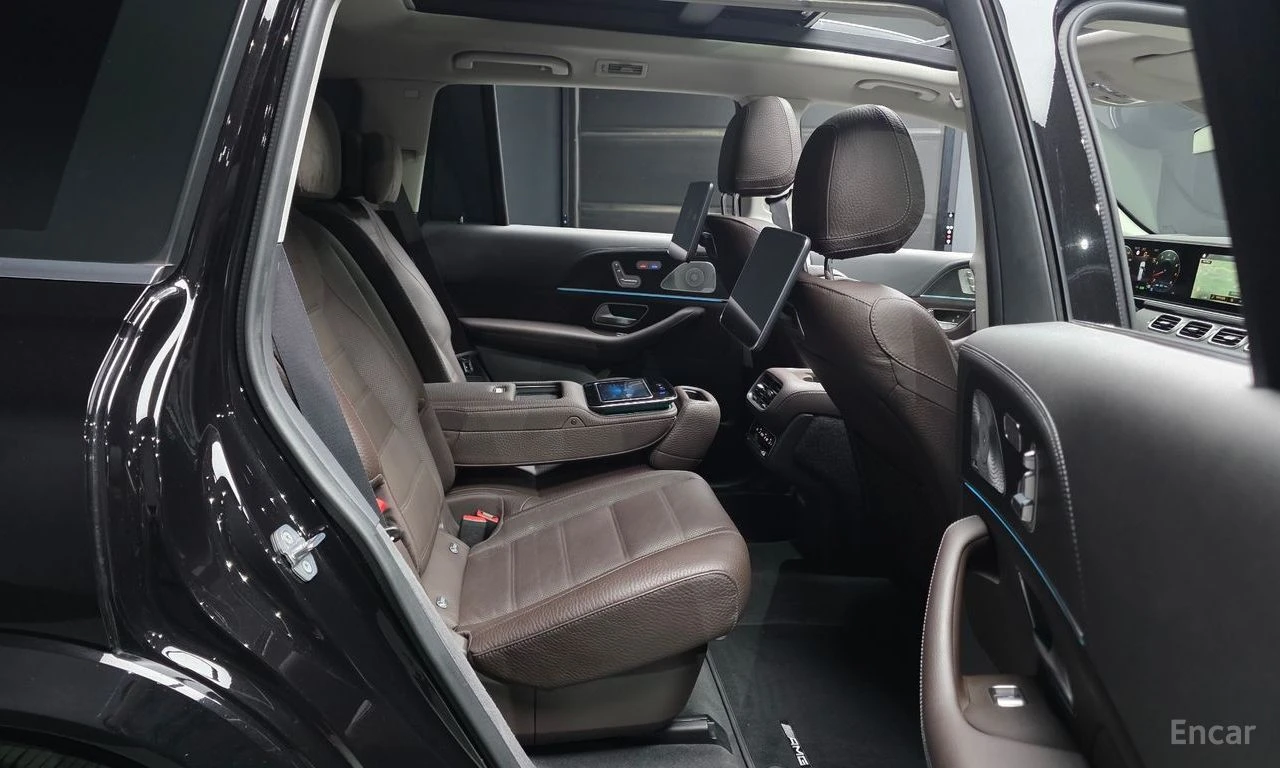 Mercedes-Benz GLS580 AMG* LINE* BURMESTER* ОБДУХВАНЕ* ДИСТРОНИК* МАСАЖ*, снимка 12 - Автомобили и джипове - 55004250